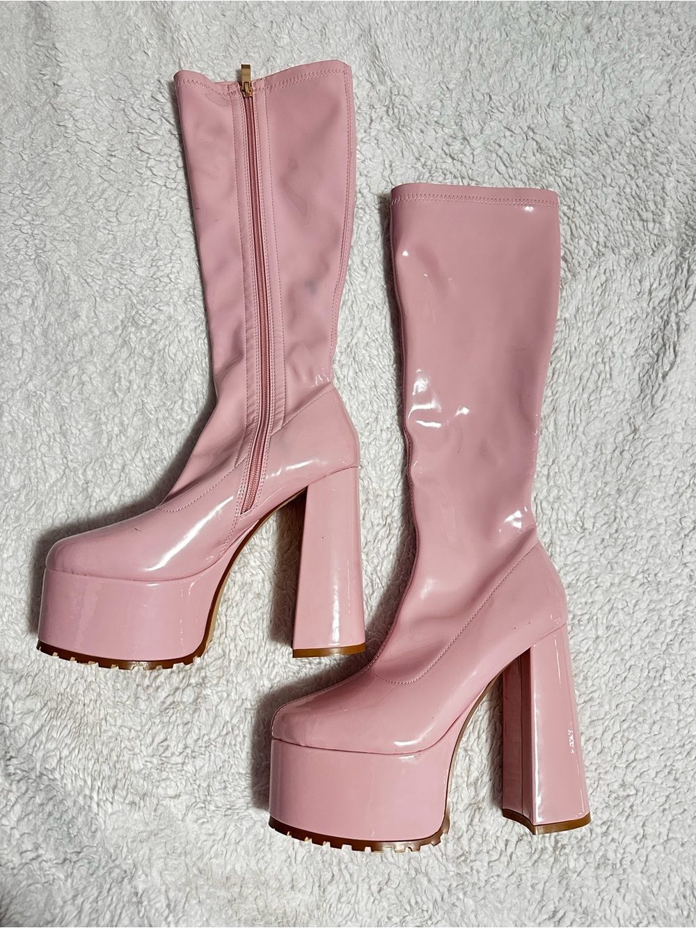 Azalea Wang Platform Knee-High Boots in Pink